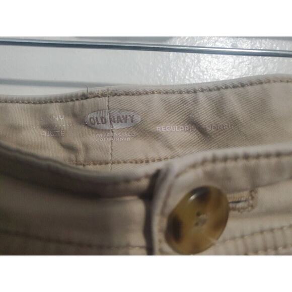Old Navy Skinny Women's Khaki Pants Size 6 Regular - Picture 4 of 4
